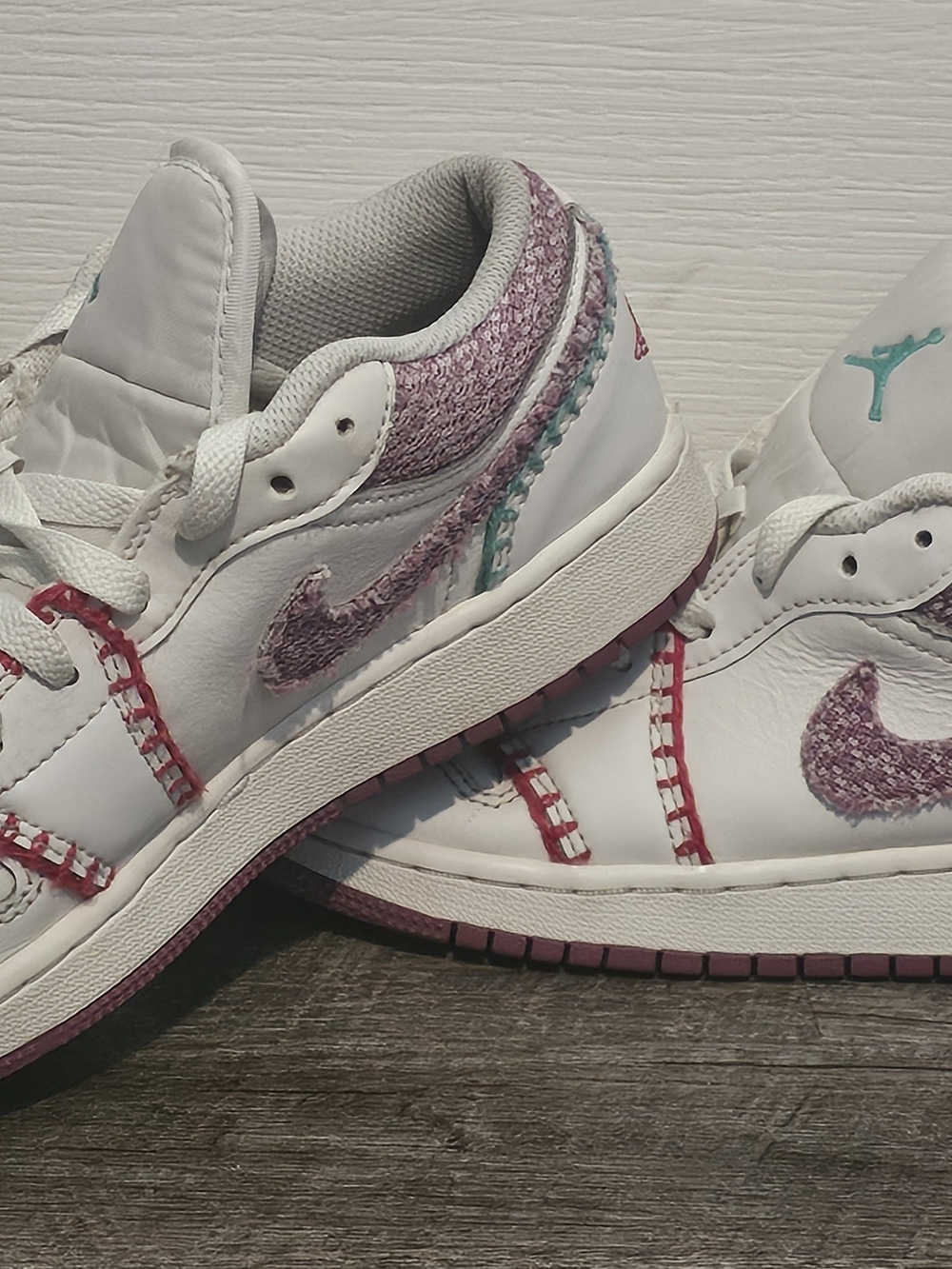 Air Jordan 1 Low SE GS "Knit / Light Bordeaux" (DM9037-100)